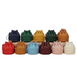 luxusní kožený pamlskovník